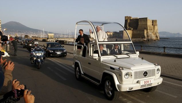 incontro del papa a napoli con le suore di clausura